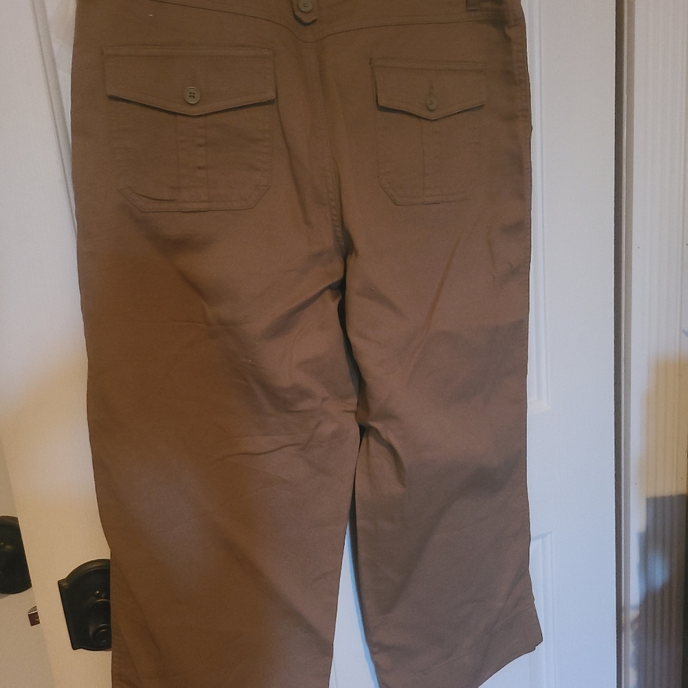 Pants - Picture 2 of 3